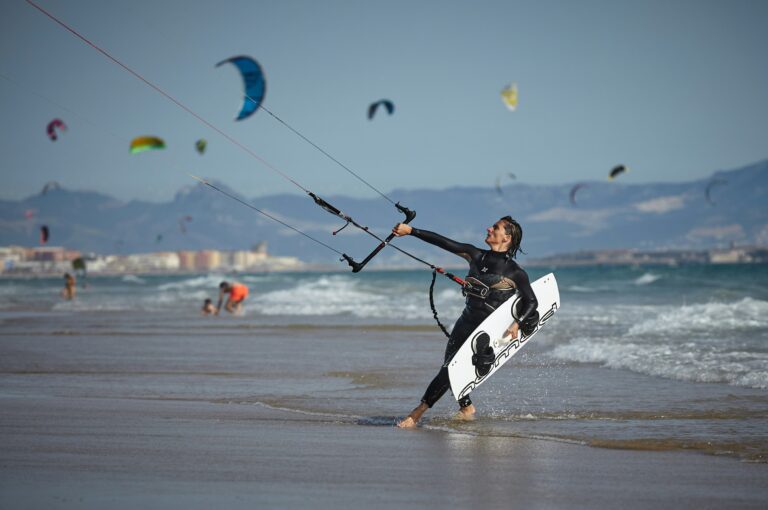 Wat zijn de voorrang regels tijdens het kitesurfen?